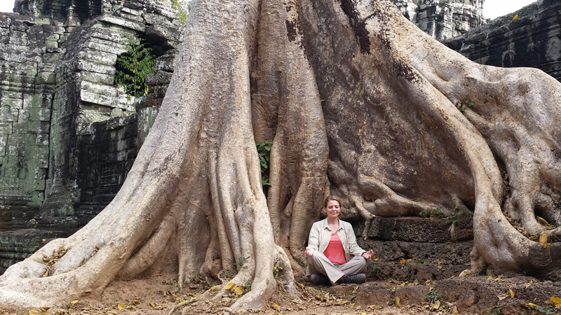 Angkor-Wat_temple_sacred-travelssmm